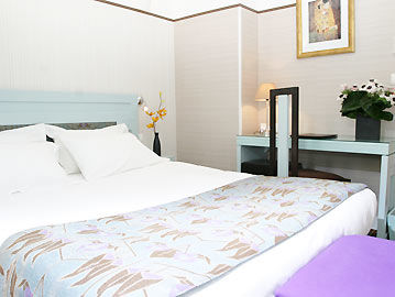 Eiffel Seine 3* Parijs